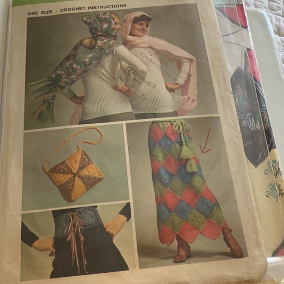 VTG Sewing Patterns, Bundle - Picture 11 of 15